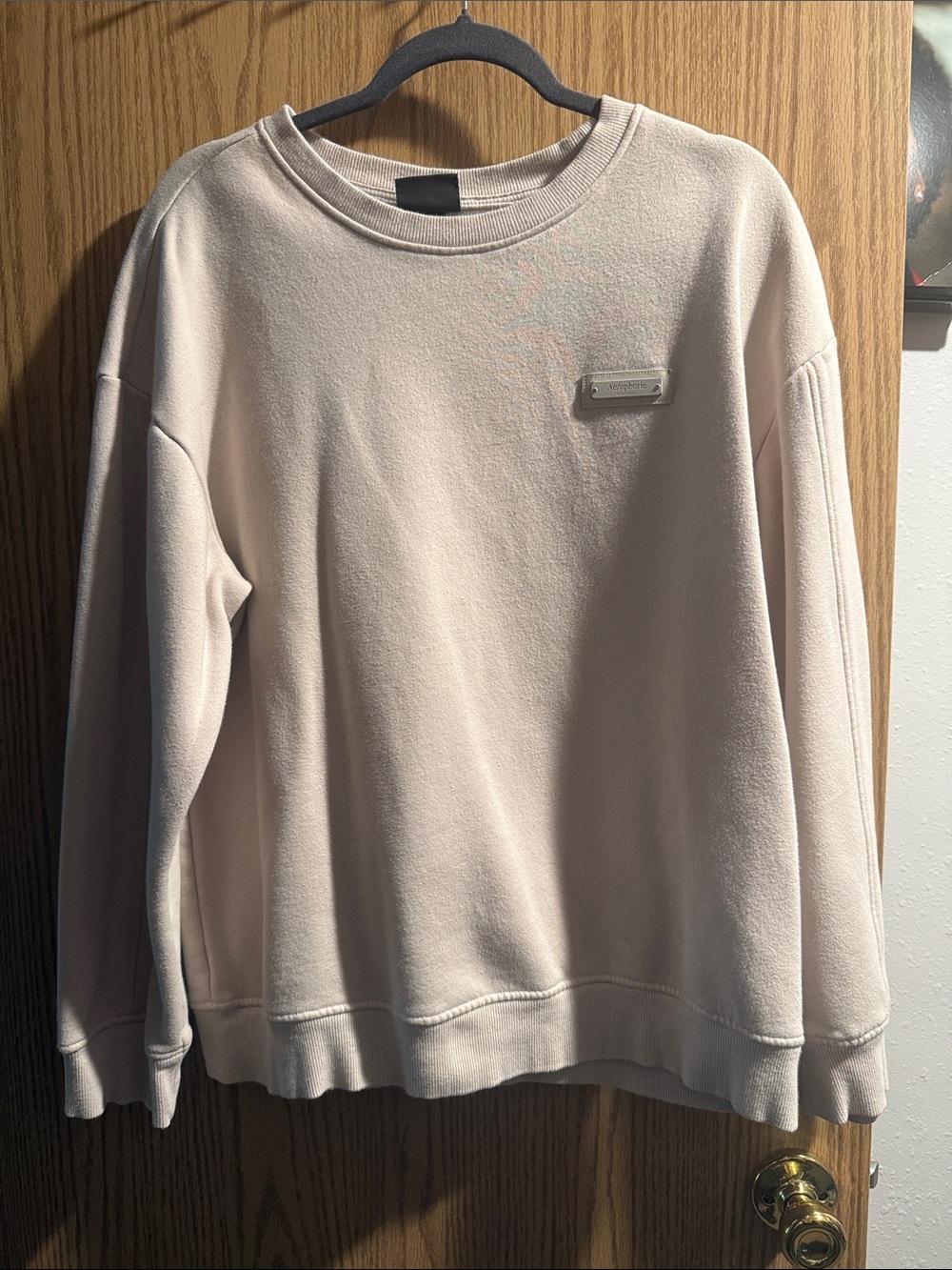 H&M Cream Crewneck Pullover Sweater